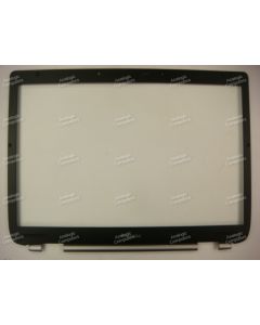 Toshiba P000385370 Satellite M30 & M35 LCD Bezel